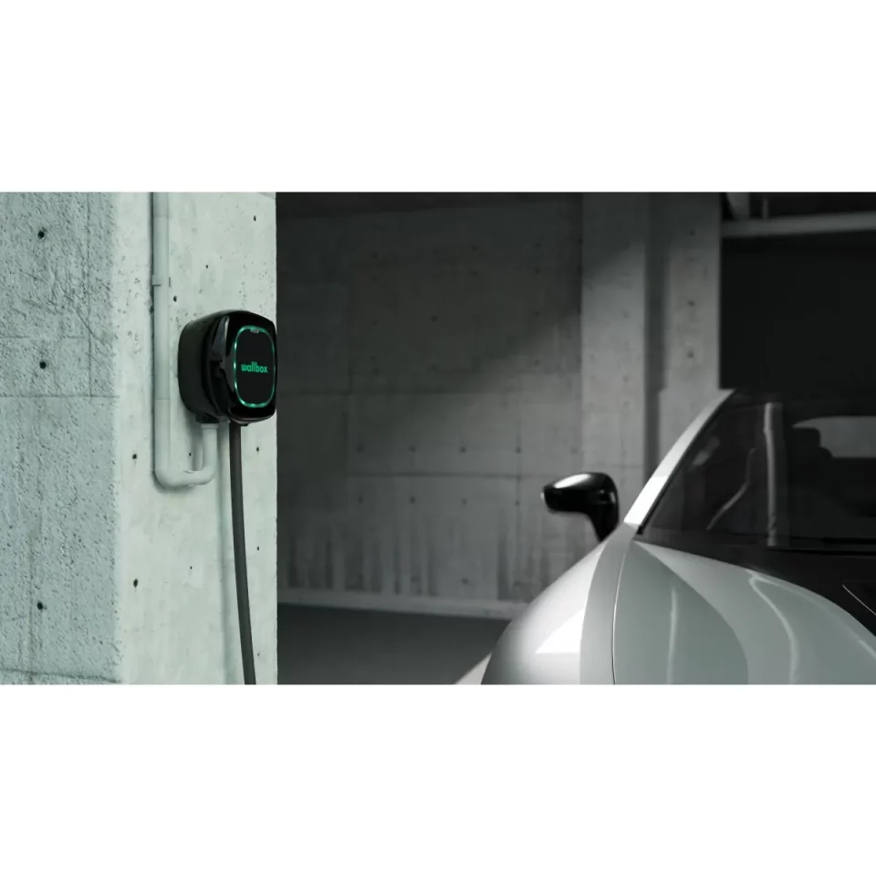 Wallbox Pulsar Plus (7,4 Kw / 7 Meter / Typ 2 / Schwarz)
