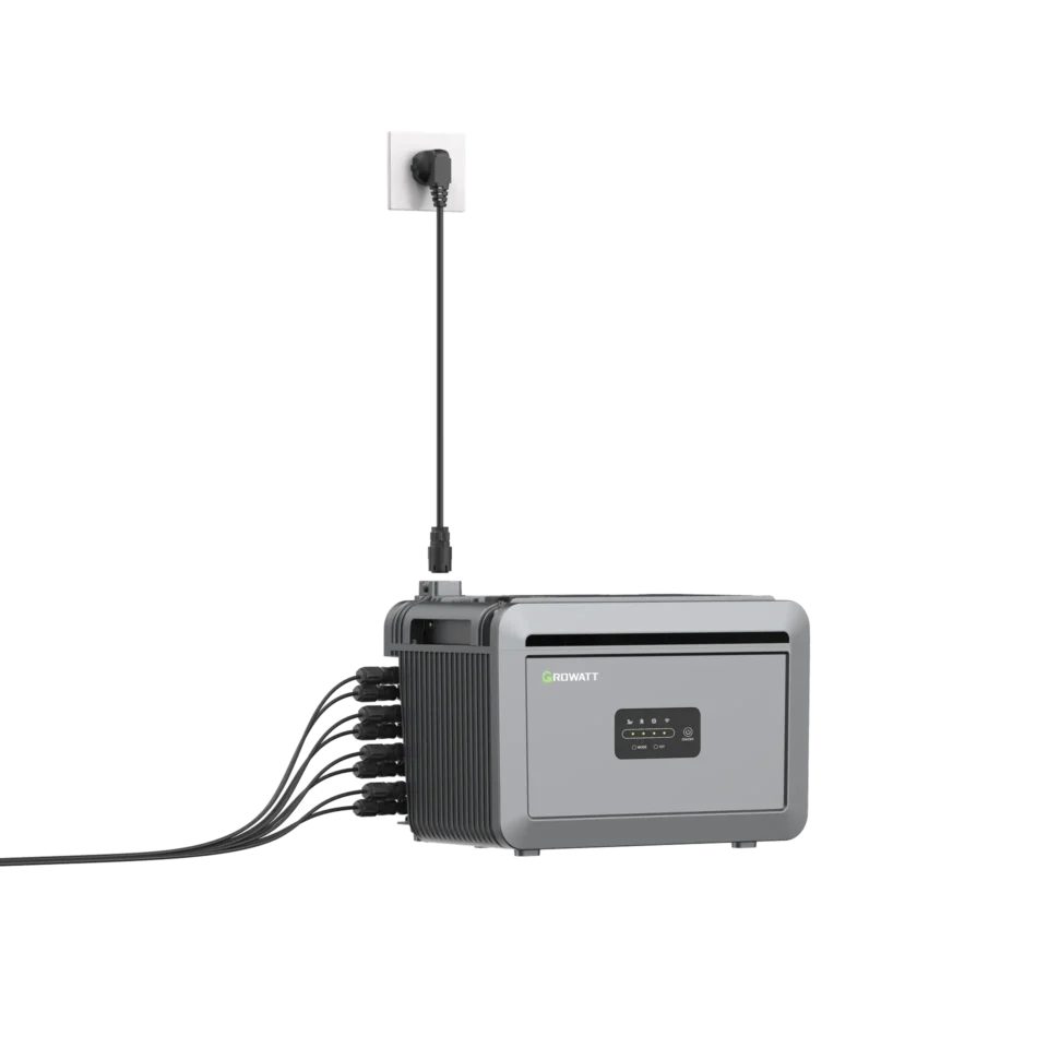 Growatt NEXA 2000 Batterie an einer Steckdose